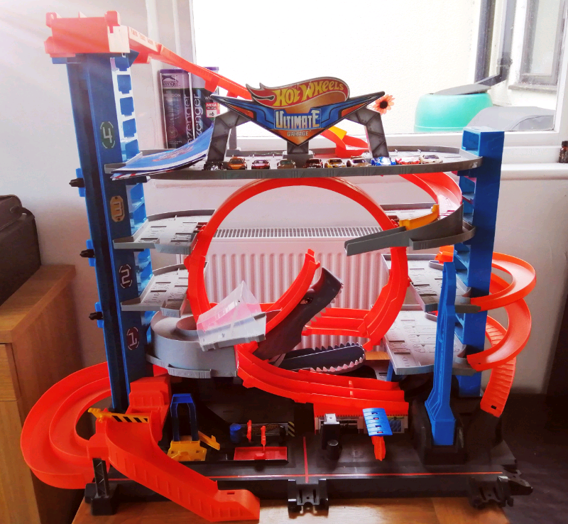 hot wheels city garage with shark